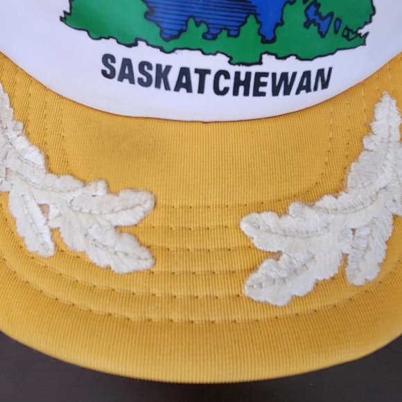 Vintage  Trucker Hat Key lake, Mesh Snapback Baseball Cap Retro Yellow Laurel - Picture 2 of 6